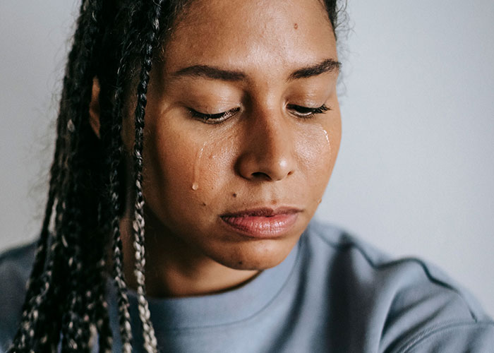 &ldquo;Loneliest Time Of My Life&rdquo;: 87 People Reveal Why They No Longer Look Forward To Their Birthdays
