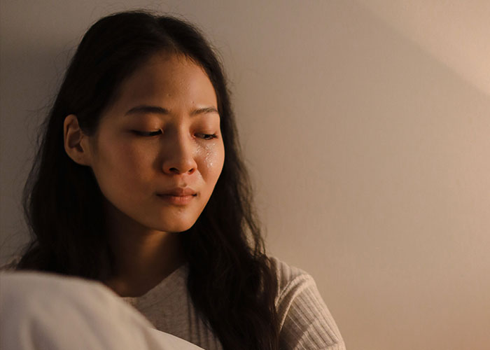 &ldquo;Loneliest Time Of My Life&rdquo;: 87 People Reveal Why They No Longer Look Forward To Their Birthdays