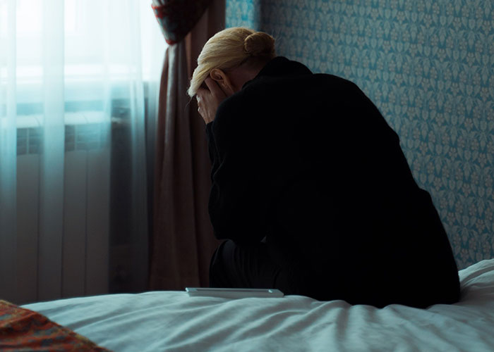 &ldquo;Loneliest Time Of My Life&rdquo;: 87 People Reveal Why They No Longer Look Forward To Their Birthdays