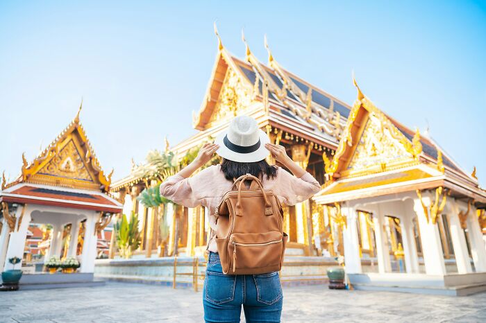 65 Travelers Thought They Knew What To Expect, Then Culture Shock Hit Them Like A Truck