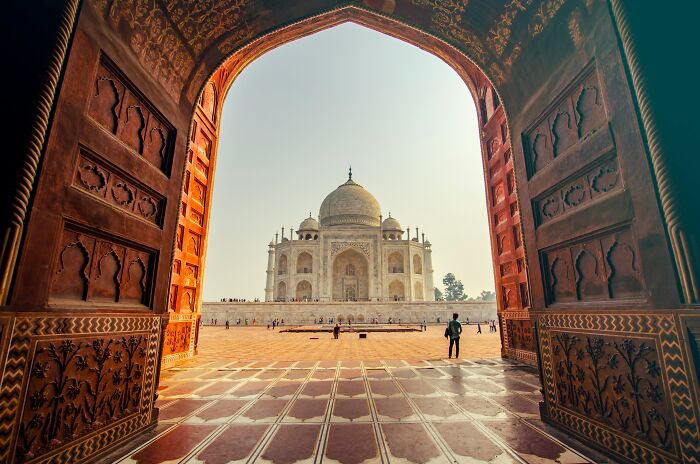 65 Travelers Thought They Knew What To Expect, Then Culture Shock Hit Them Like A Truck