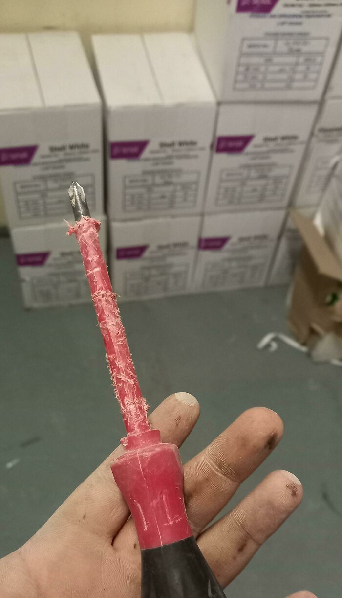 If You Think Your Day At Work Was Terrible, These 66 Photos Will Probably Change Your Mind