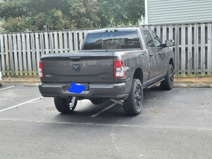 If You Think Your Day At Work Was Terrible, These 66 Photos Will Probably Change Your Mind