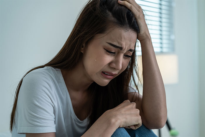Woman Stumbles Upon Texts That Reveal Who&rsquo;s Her Brother&rsquo;s Dad: &ldquo;Two Of The Most Disgusting Humans&rdquo;