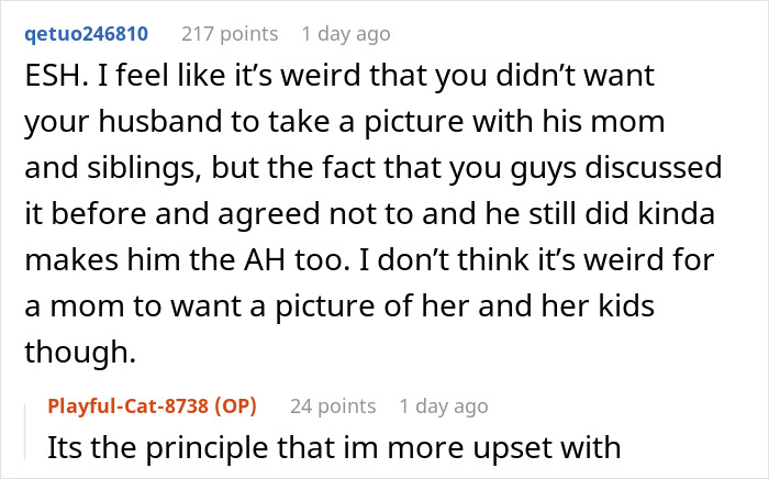 Toxic MIL Excludes Bride From Wedding Portrait, Petty Bride Erases It From The Gallery