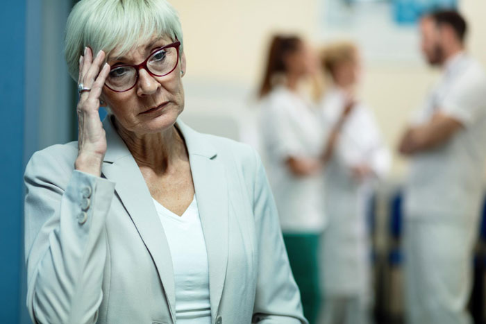 Mom Turns On Her Nurse Mode During DIL’s Delivery, Throws A Hissy Fit As Angry Son Tells Her To Stop