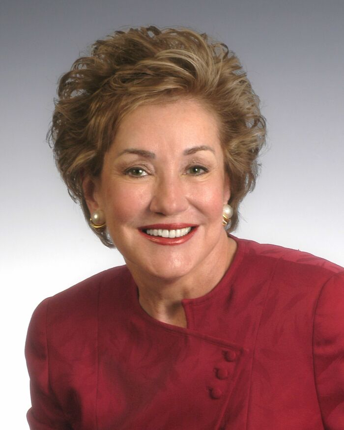Elizabeth Dole: Bio And Career Highlights
