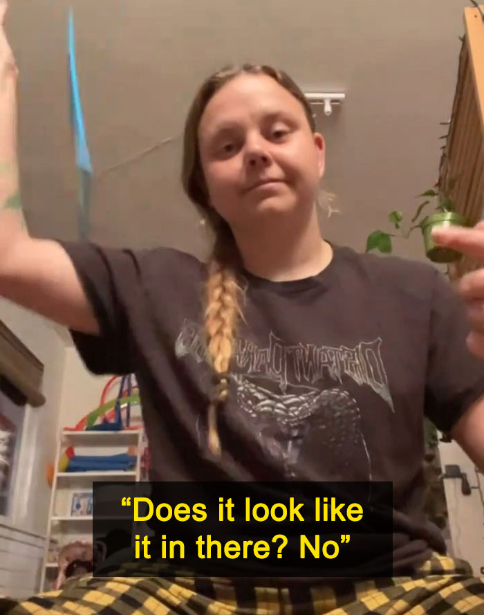 Woman Shows The Actual Scale Of The Continents, And It’s Crazier Than You Think