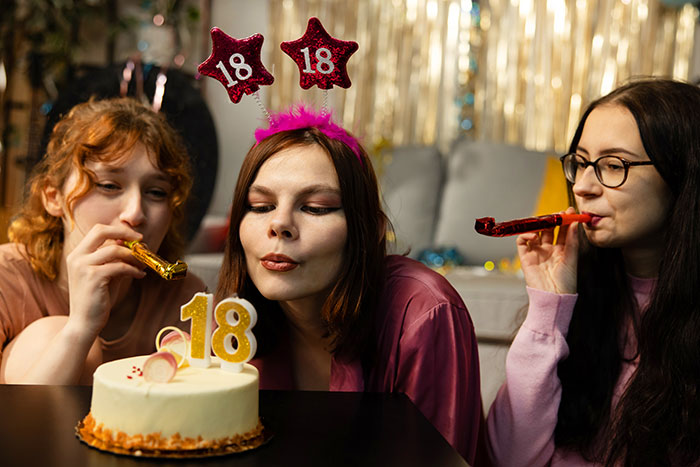 Parents Force Teen To Have Autistic Sis At All Bday Parties, Mad When She Does 18th Bday Differently Parents Force Teen To Have Autistic Sis At All Bday Parties, Mad When She Does 18th Bday Differently