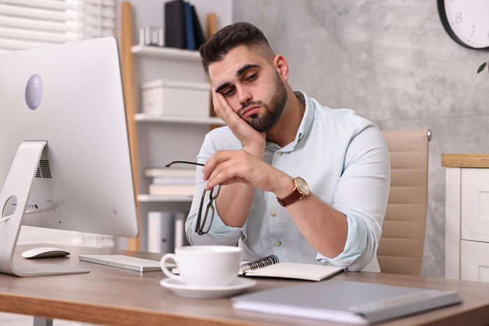 Ex-Meta Worker Watches AI Replace His Entire Team One By One, Breaks NDA After It Takes His Job Too Ex-Meta Worker Watches AI Replace His Entire Team One By One, Breaks NDA After It Takes His Job Too