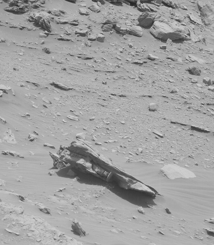Mystery Object In NASA’s Mars Photo Sparks Dramatic War Theory About Life On The Red Planet Mystery Object In NASA’s Mars Photo Sparks Dramatic War Theory About Life On The Red Planet