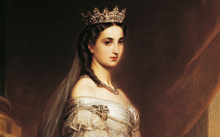 Pop Star’s Victorian Makeover On HBO Show Has Sparked Massive Outrage Over This Unsettling Detail Pop Star’s Victorian Makeover On HBO Show Has Sparked Massive Outrage Over This Unsettling Detail