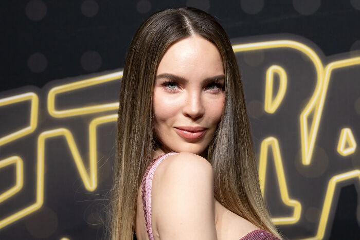Pop Star’s Victorian Makeover On HBO Show Has Sparked Massive Outrage Over This Unsettling Detail Pop Star’s Victorian Makeover On HBO Show Has Sparked Massive Outrage Over This Unsettling Detail