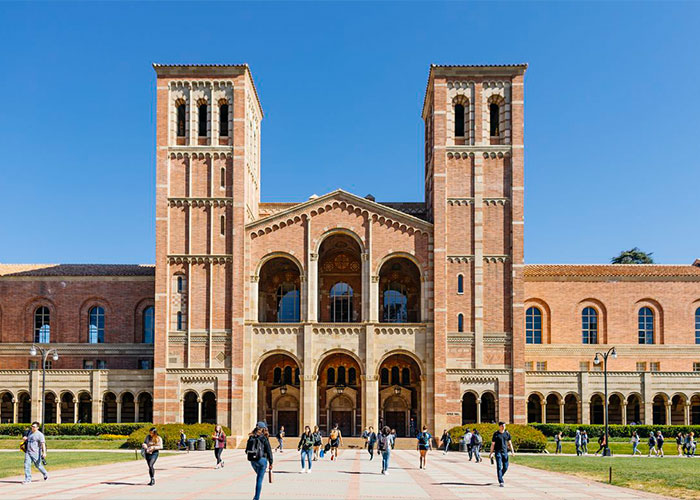 Professor Speaks Out After Turning To Adult Content Platform To Fund Marmot Studies, Going Viral Professor Speaks Out After Turning To Adult Content Platform To Fund Marmot Studies, Going Viral