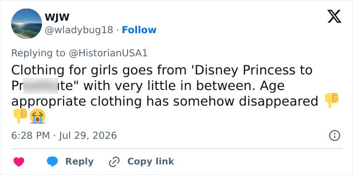 “Where Are the Appropriate Clothes for Little Girls?”: Dad’s Shopping Trip for Daughters Sparks Heated Debate “Where Are the Appropriate Clothes for Little Girls?”: Dad’s Shopping Trip for Daughters Sparks Heated Debate