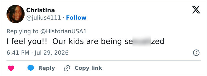 “Where Are the Appropriate Clothes for Little Girls?”: Dad’s Shopping Trip for Daughters Sparks Heated Debate “Where Are the Appropriate Clothes for Little Girls?”: Dad’s Shopping Trip for Daughters Sparks Heated Debate