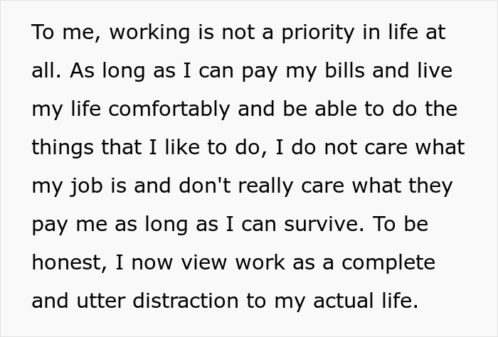 Woman Gets Lucky With An Extremely Easy Job For A Medium Salary, Confesses How She Feels About It
