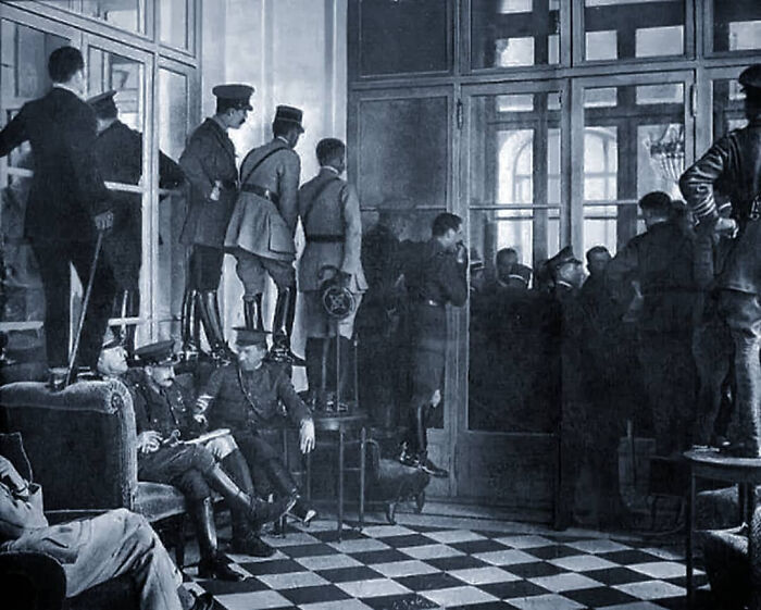 101 Fascinating Historical Photos That Tell Incredible Stories 101 Fascinating Historical Photos That Tell Incredible Stories