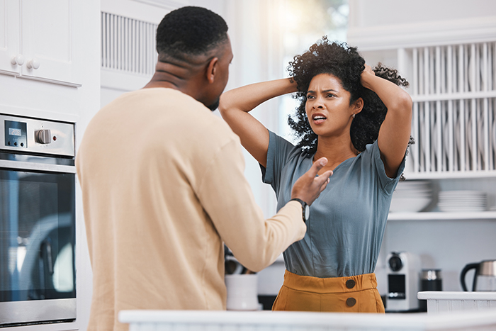 Man Blocks Girlfriend Everywhere After She Makes A Horrible Financial Decision: “This Can’t Be Real” Man Blocks Girlfriend Everywhere After She Makes A Horrible Financial Decision: “This Can’t Be Real”