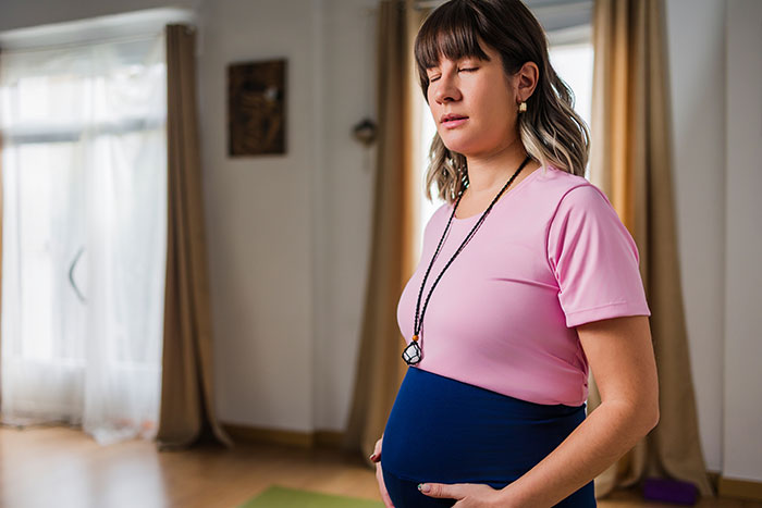 Husband Throws A Tantrum Because His Pregnant Wife Ignores Him, She Can’t Believe What He Does