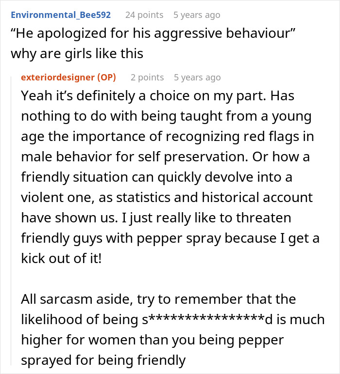 Woman Forgets She Has An Identical Twin, Nearly Pepper-Sprays The Guy Who Mistakes Her For Her Sis Woman Forgets She Has An Identical Twin, Nearly Pepper-Sprays The Guy Who Mistakes Her For Her Sis