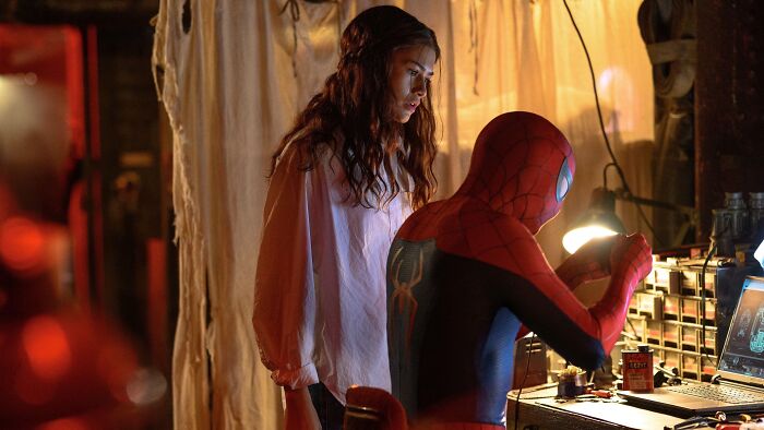 Absurdly Unrealistic Detail In New ‘Spider-Man’ Movie Has Furious Fans Demanding Answers For Major Change Absurdly Unrealistic Detail In New ‘Spider-Man’ Movie Has Furious Fans Demanding Answers For Major Change