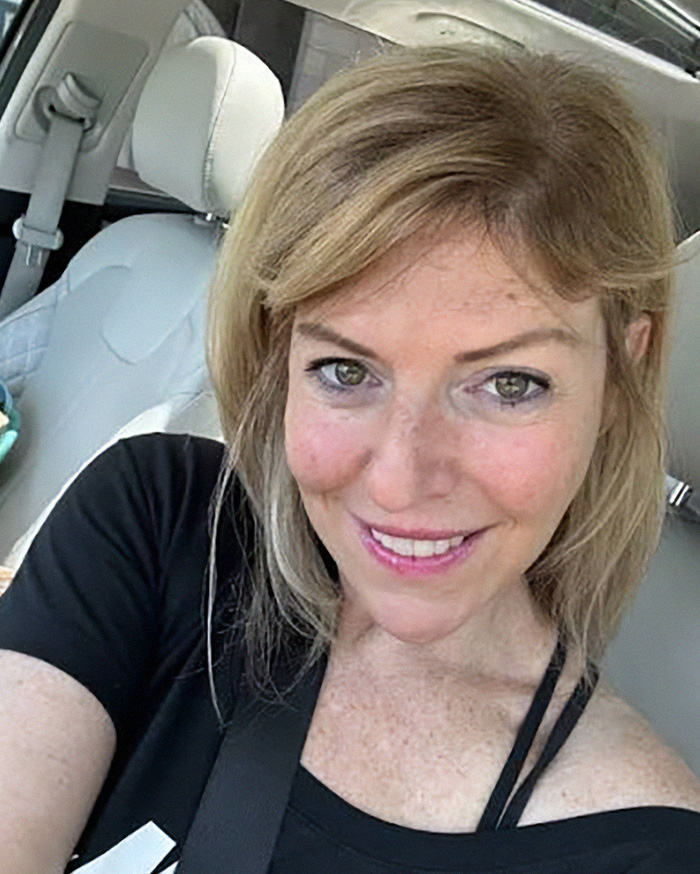 White Karen Becomes Internet’s Latest Villain After Going Ballistic On Hispanic Window Washer Just For Doing His Job
