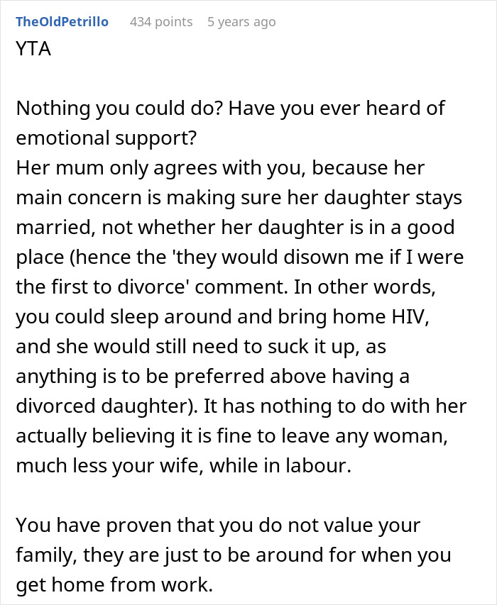 Husband Complains About Wife Squeezing His Hand Too Hard During Labor, Leaves To Get Some Rest Husband Complains About Wife Squeezing His Hand Too Hard During Labor, Leaves To Get Some Rest