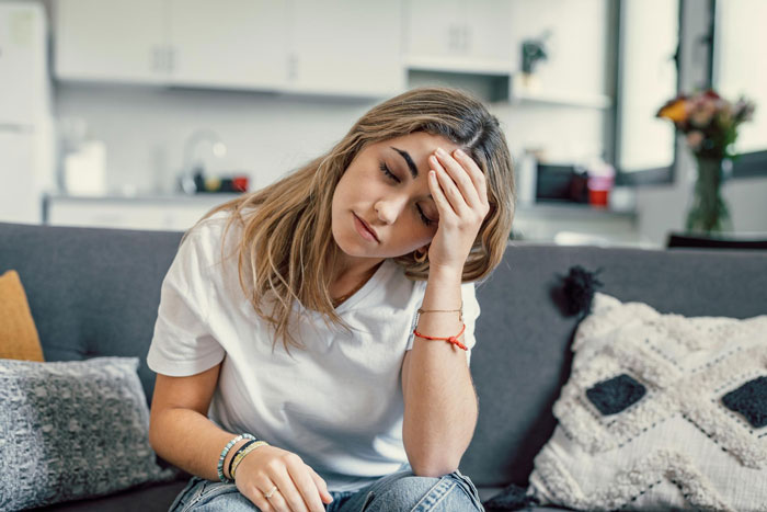 Fam Turn Jogger Into Their Own Celeb, Freak Him Out By Saying They’ve Been Watching Him For Years
