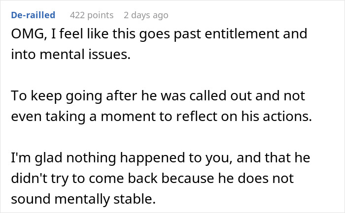 Man Yells At Pregnant Cashier Over A Kind Gesture To A Kid, Customers Respond With A Wholesome “Snack Fund” Man Yells At Pregnant Cashier Over A Kind Gesture To A Kid, Customers Respond With A Wholesome “Snack Fund”