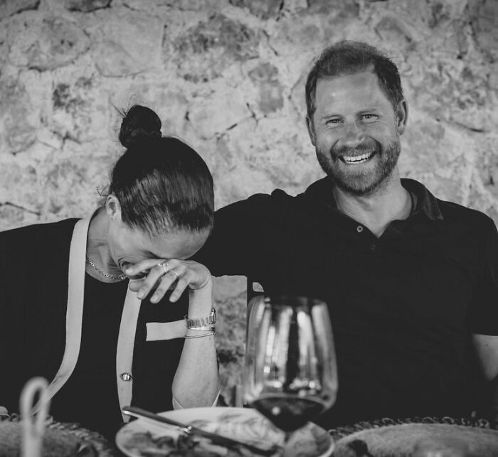 Meghan Markle Lands In Hot Waters After Netizens Catch Alleged Lies About Her Upbringing Meghan Markle Lands In Hot Waters After Netizens Catch Alleged Lies About Her Upbringing