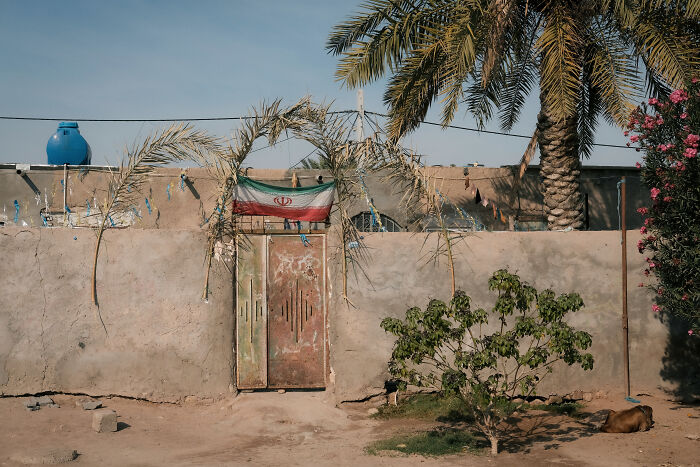 I Photographed The Strait Of Hormuz To Show The Human Side Of A Geopolitical Hotspot (25 Pics) I Photographed The Strait Of Hormuz To Show The Human Side Of A Geopolitical Hotspot (25 Pics)
