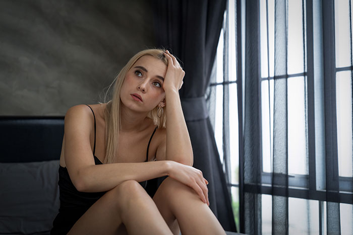 Teen Escapes Controlling Mom And Learns Everything She Was Told About Her Own Body Was A Lie Teen Escapes Controlling Mom And Learns Everything She Was Told About Her Own Body Was A Lie