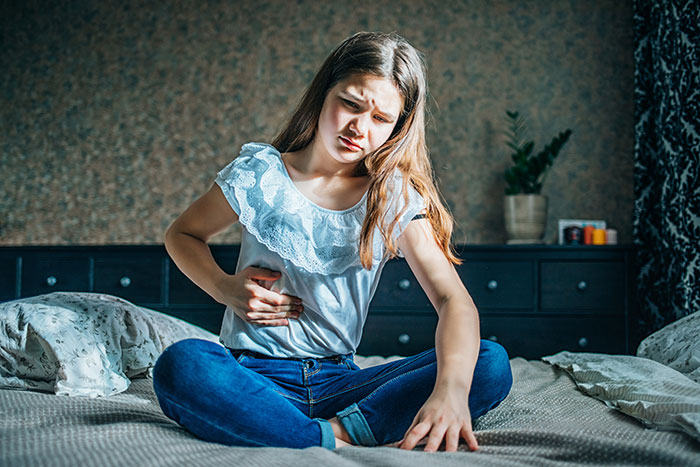Teen Escapes Controlling Mom And Learns Everything She Was Told About Her Own Body Was A Lie Teen Escapes Controlling Mom And Learns Everything She Was Told About Her Own Body Was A Lie