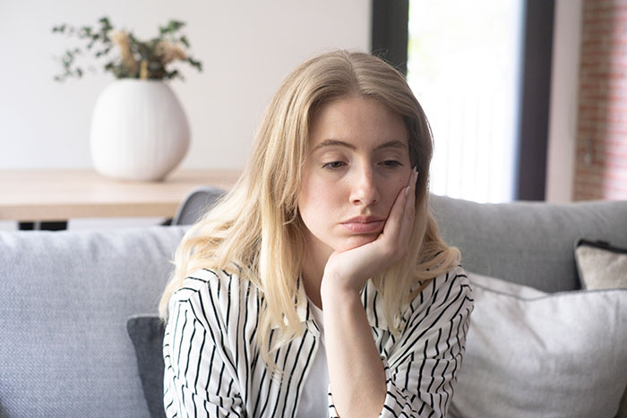 Wife Sets “Nobody Comes Over” Rule After Miscarriage, Hubby Thinks It Doesn’t Apply To His Mommy Wife Sets “Nobody Comes Over” Rule After Miscarriage, Hubby Thinks It Doesn’t Apply To His Mommy