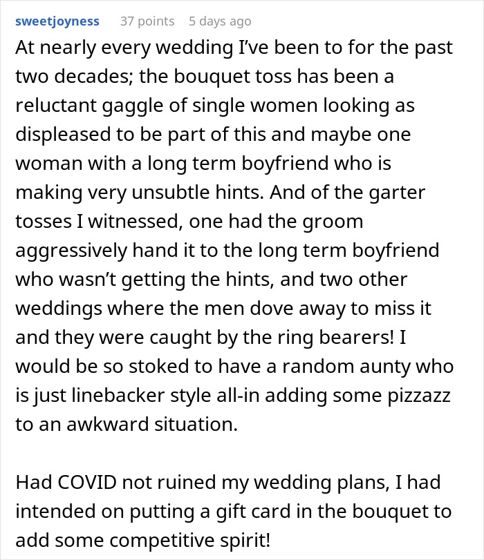 Woman Is So Desperate For A Husband That She Does Everything To “Win” The Wedding Bouquet Toss