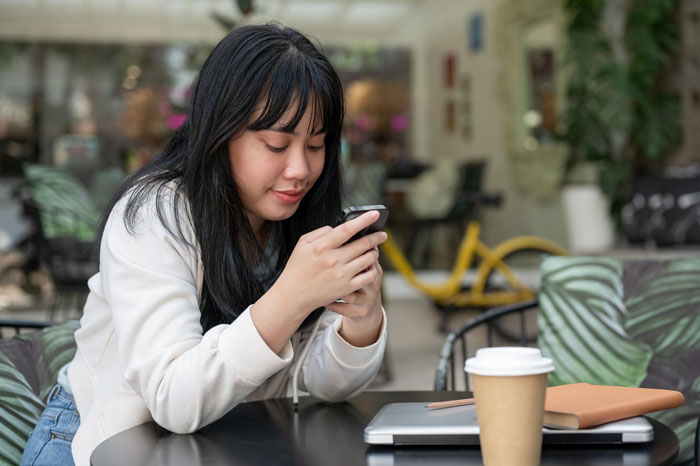 Woman Vexed After Bestie Lures Her To Korea With A Perfect Itinerary, Realizes It Was All Fibs Woman Vexed After Bestie Lures Her To Korea With A Perfect Itinerary, Realizes It Was All Fibs
