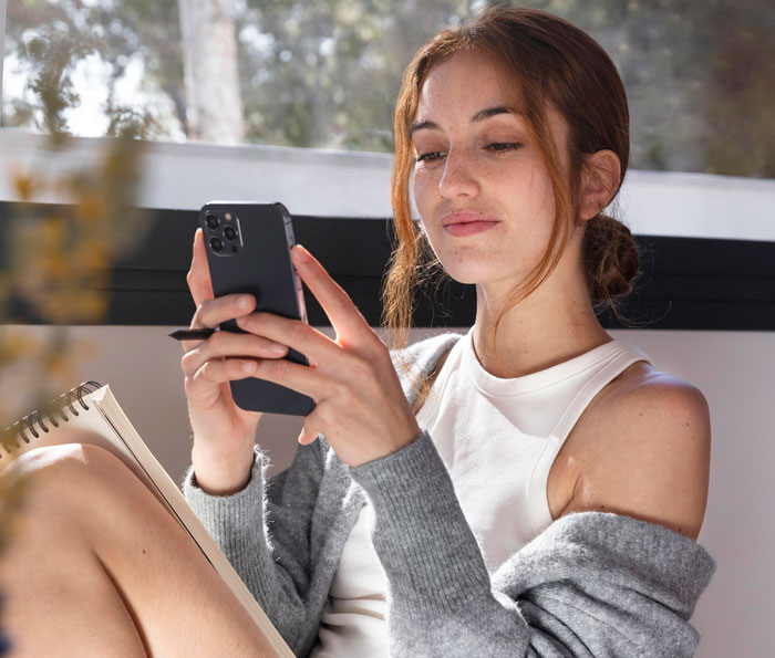 Cheating Wife Says The Affair Is Over, But Refuses To Cut Contact With The Other Man Anyway Cheating Wife Says The Affair Is Over, But Refuses To Cut Contact With The Other Man Anyway