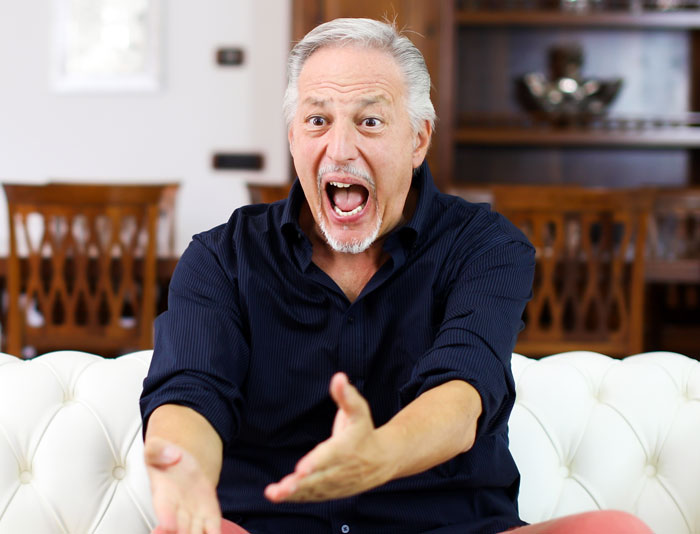 BF Refuses To Propose Without Her Estranged Father’s Blessing And His GF Wonders Who She Is Dating