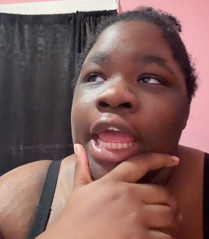18-Year-Old Sparks Mass Outrage With Video About Giving Up Her Baby To A Stranger She Met On Social Media 18-Year-Old Sparks Mass Outrage With Video About Giving Up Her Baby To A Stranger She Met On Social Media