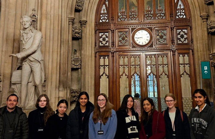 Chess Community In An Uproar After All-Female Team Reaches Top Tier Only To Have Gender Rule Backfire On Them Chess Community In An Uproar After All-Female Team Reaches Top Tier Only To Have Gender Rule Backfire On Them