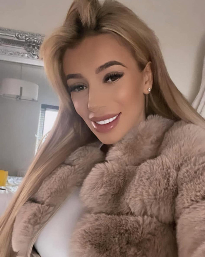 Mother Passes Away After Turkish Doctors Botch “Barbaric” Surgery She Saw Celebrities Promote On Social Media Mother Passes Away After Turkish Doctors Botch “Barbaric” Surgery She Saw Celebrities Promote On Social Media