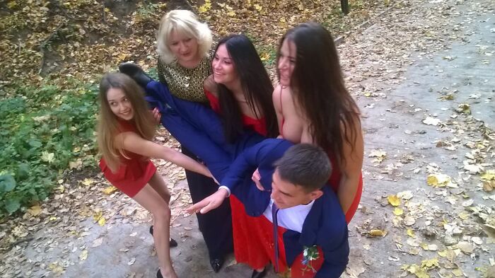 43 Silly And Funny Wedding Photos The Couples Can’t Help But Cringe At 43 Silly And Funny Wedding Photos The Couples Can’t Help But Cringe At