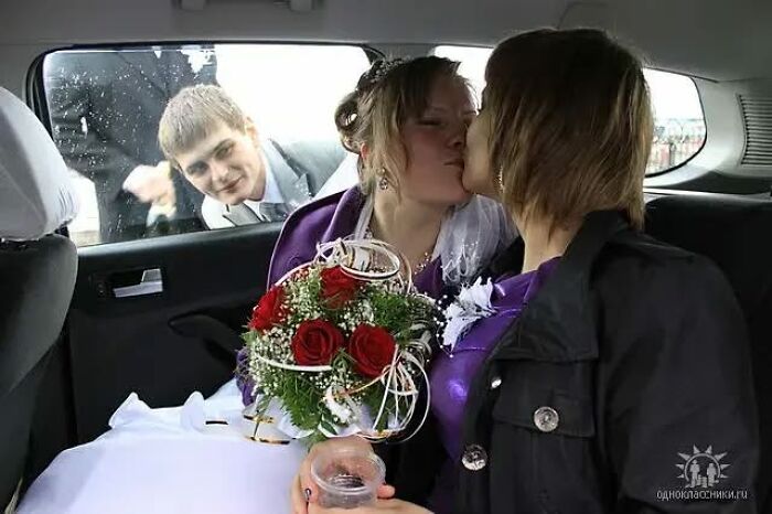 43 Silly And Funny Wedding Photos The Couples Can’t Help But Cringe At 43 Silly And Funny Wedding Photos The Couples Can’t Help But Cringe At