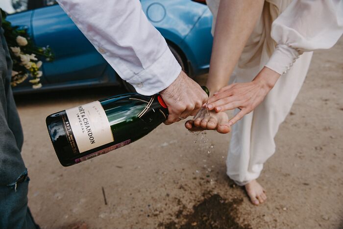 43 Silly And Funny Wedding Photos The Couples Can’t Help But Cringe At 43 Silly And Funny Wedding Photos The Couples Can’t Help But Cringe At