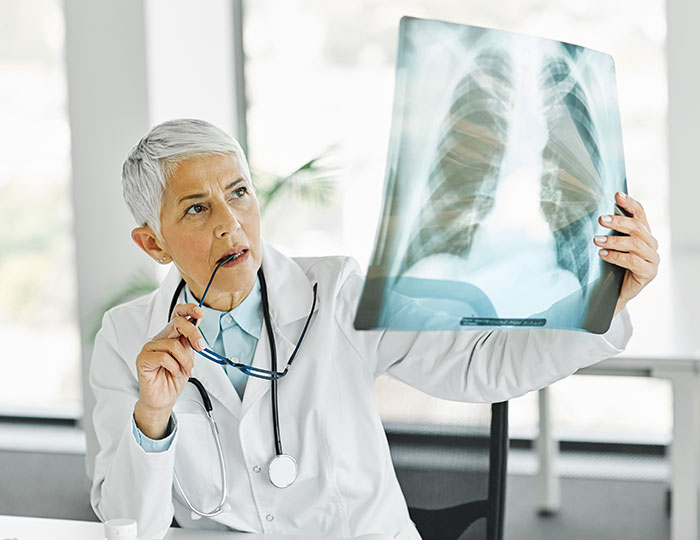 Teen’s Life Is A Mess After He Refuses To Donate His Lung To His Mom And She Feels Her End Nearing Teen’s Life Is A Mess After He Refuses To Donate His Lung To His Mom And She Feels Her End Nearing
