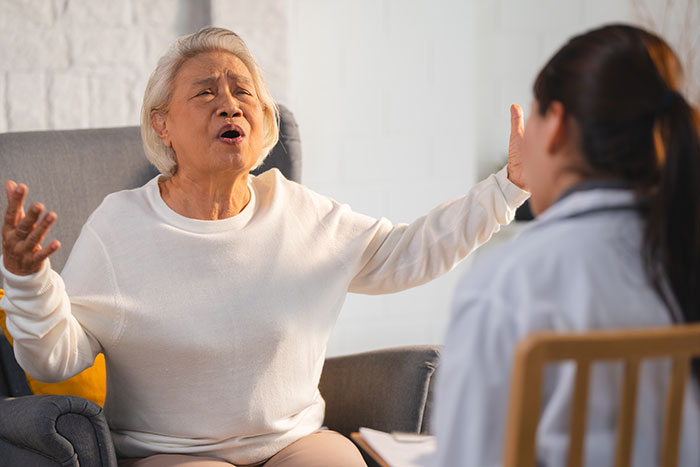 Teen’s Life Is A Mess After He Refuses To Donate His Lung To His Mom And She Feels Her End Nearing Teen’s Life Is A Mess After He Refuses To Donate His Lung To His Mom And She Feels Her End Nearing