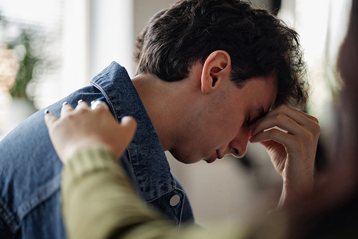 Teen’s Life Is A Mess After He Refuses To Donate His Lung To His Mom And She Feels Her End Nearing Teen’s Life Is A Mess After He Refuses To Donate His Lung To His Mom And She Feels Her End Nearing