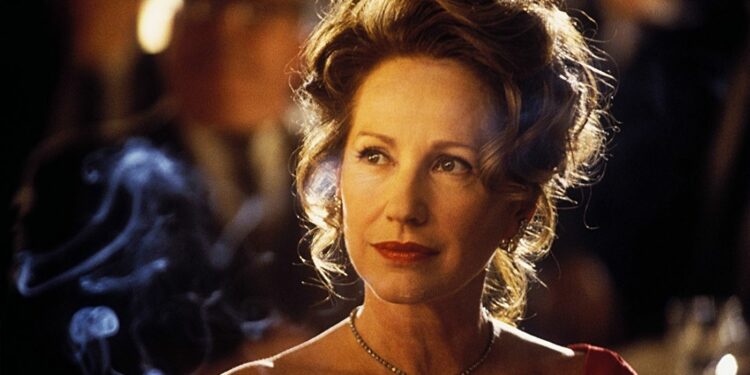 Nathalie Baye as Paula Abagnale in the 2002 film Catch Me If You Can Nathalie Baye as Paula Abagnale in the 2002 film Catch Me If You Can