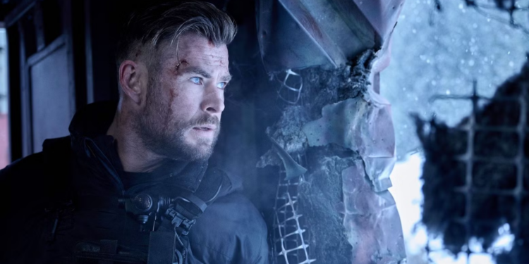Chris Hemsworth in Extraction II (2023)